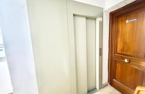 Metro Avenida de América 11 AMCH Hospedaje - Photo 36