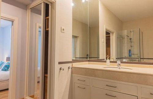 For You Rentals Apartamento Amplio y Elegante en Paseo de la Habana Temporal PDH520 - Photo 33