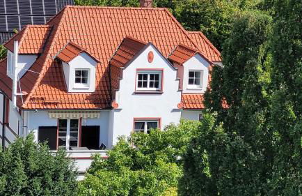 Ferienwohnung & Apartment Kunsthaus Panorama mit Balkon - Photo 1