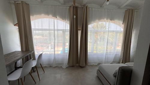 Casa con vistas y piscina en Masos de Pals - Foto 4