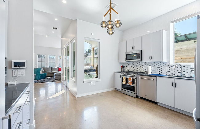 Trendy 3 Bedroom in South Austin! - Foto 17