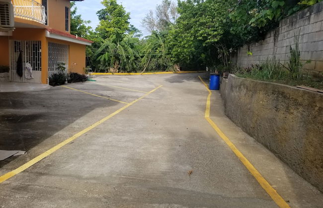 Holiday House Second floor Ste - Photo 56