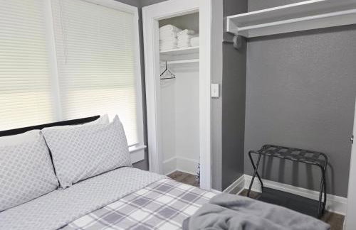 TWO BEDROOM HOME IN BEAUTIFUL DOWNTOWN LAKELAND - Foto 4