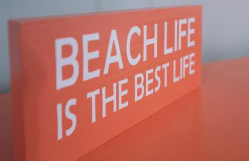 Beach Getaway for 15 A Few Steps from the Sand - Foto 46