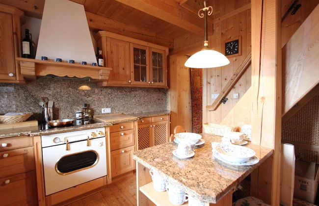 Chalet in St Johann on Ski Slopes - Foto 6