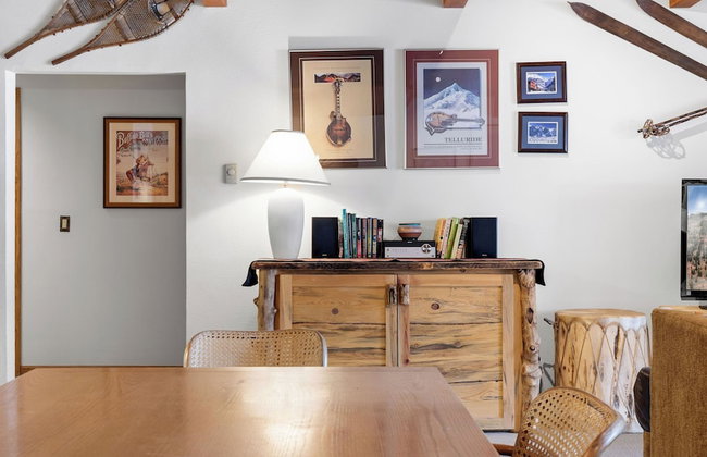 Riverside Condos B101 by Avantstay Condo Close To Downtown, Town Park & Ski Lift #8 - Foto 25