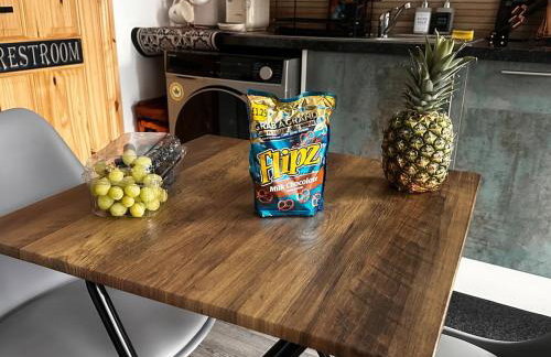 Luxury Industrial Studio Leeds Near Brudenell social club & Headingley Stadium - Photo 64