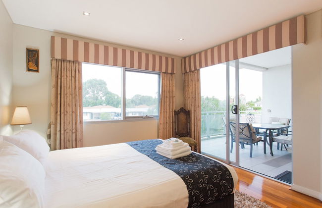 Spinnakers by Rockingham Apartments - Photo 13