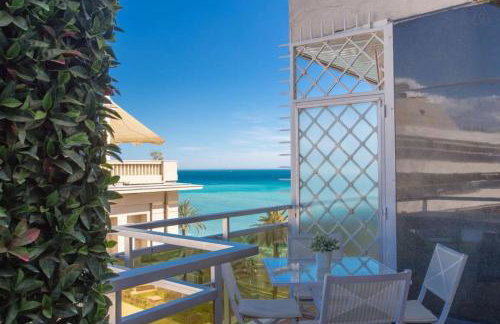 ROYAL PROMENADE Pool Terrace Sea View Air Conditioning - Foto 4