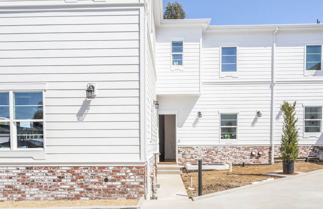 Ince by Avantstay 100 Meters to Amazon Studios - Photo 46