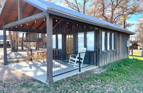 The Cardinal Cabin 15MIN to Magnolia Baylor - Photo 2