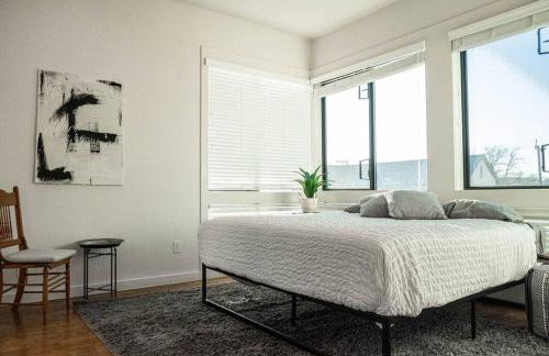 Cozy Townhouse near The Pearl & Riverwalk - Foto 11