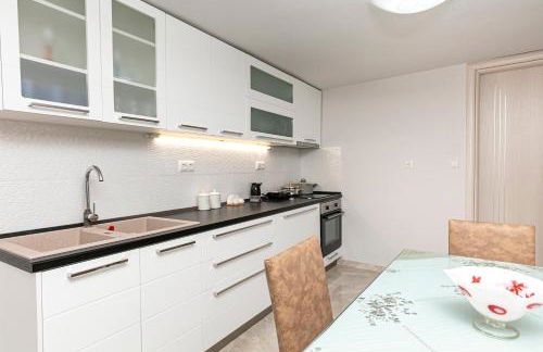 Loridis View Apartments - Photo 21