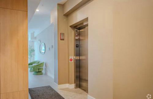 Comfy Condo - Gym Free Parking & Modern Amenities - Foto 42