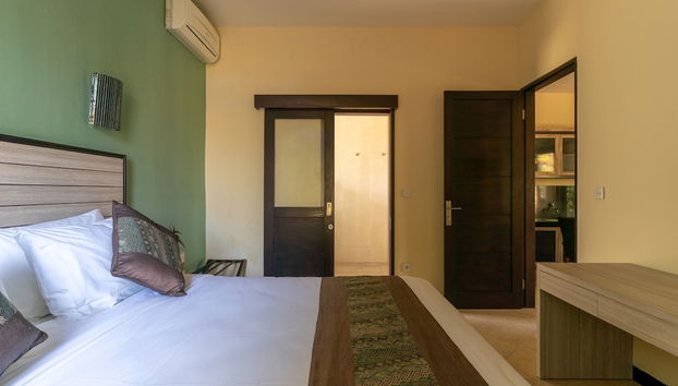 Benian Villas - Foto 3, Habitación