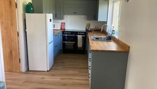 Pet Friendly 1Br Modernised Cottage with Fibre WiFi - Foto 3