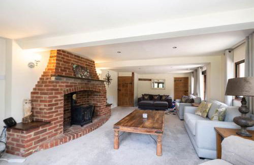 Countryside Retreat packed with Activities Tennis including Hot Tub, BBQ, Darts - Foto 38