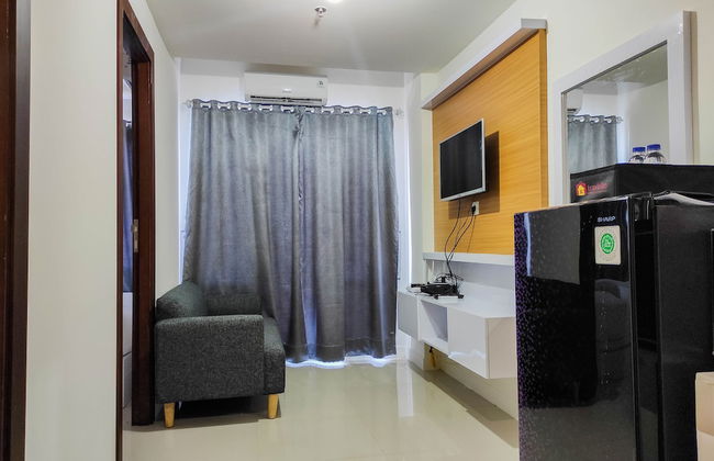 Homey and Comfy 2BR at Vida View Apartment - Foto 15