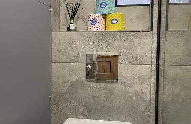 Muddy Paws Cottages - The Nook - Photo 55