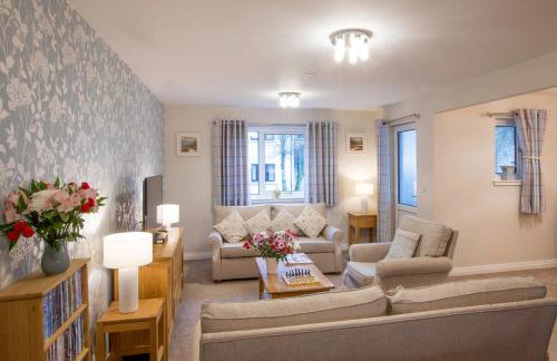 Honeybee Cottage - Photo 5