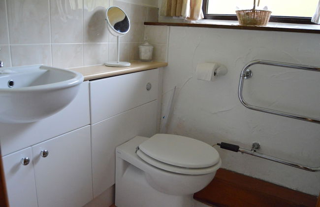 Windbury Cottage - Photo 6