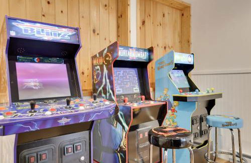 Secluded Retreat near Ski Resorts, Hot Tub, BBQ - Foto 11