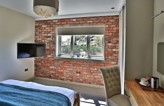 The Cock O' Barton - Photo 4