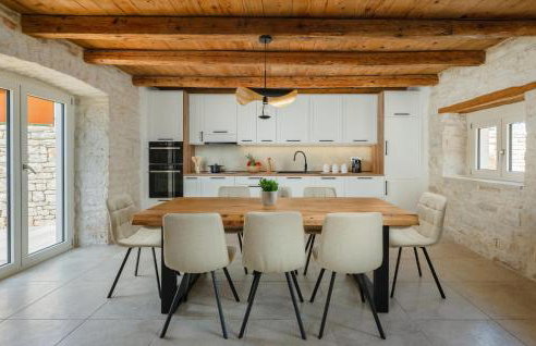 Nice Home In Zminj With Sauna - Photo 5