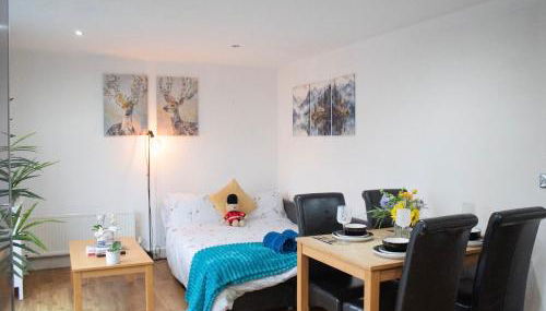 Luxury Penthouse Balcony Flat - 5 Min to Canary Wharf - Prime Long Stays - Foto 2