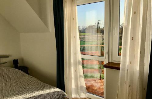 Charming Countryside Apartments - Photo 29