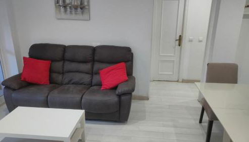 Piso con ParkinPrivado y A10minutosdelaplayaandando - Foto 2