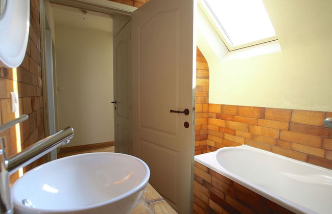 Riverside Mansion Retreat - Foto 13