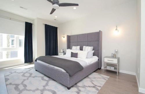 Sleek & Posh 4Bed-3 5Bath - RoofDeck - Sleeps 12 - Foto 12