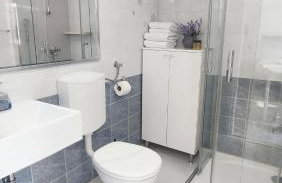 Villa Ana Apartments - Photo 12