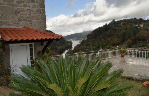 Douro Studio - Photo 37