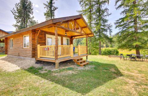 Cozy Farm Cabin - 9 Mi to Trout Creek! - Foto 22