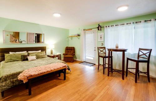 Soothing Studio with Lush Views 2 Mi to Beach! - Foto 2