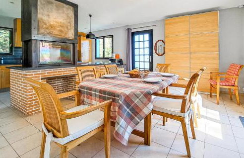 Awesome Home In Gonneville-S-Honfleur - Foto 14