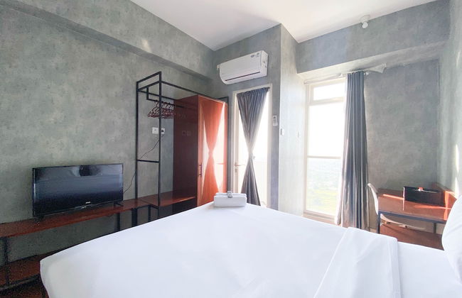 Homey And Good Choice Studio At Amartha View Apartment - Photo 12