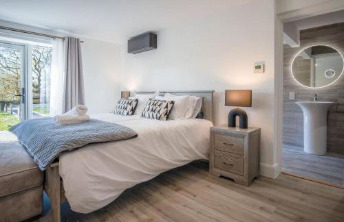 Suite 10 - Sleeping Giant Hotel - Pen Y Cae Inn - Foto 22