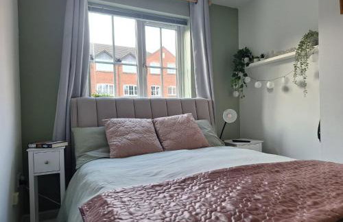 Stratford-upon-Avon 1-Bed Sleeps 4 Pets Allowed - Photo 9