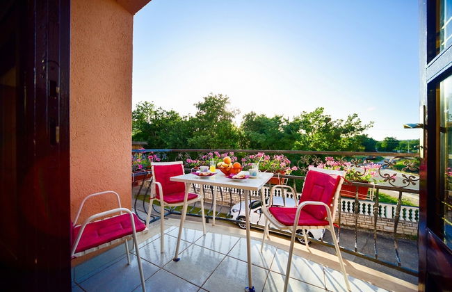 Apartment in Slivnica With Private Pool - Foto 12