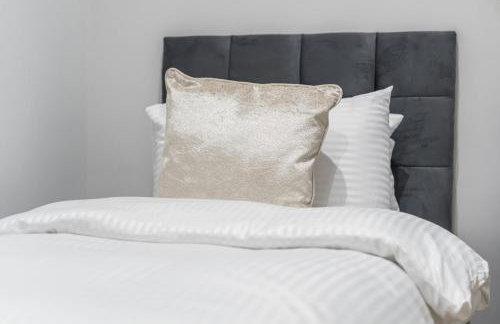 Coulsdon Luxe - Sleeps 3 - Near Station - Foto 21