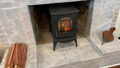 Modern Mountain Retreat with Deck and Hot Tub! - Foto 5