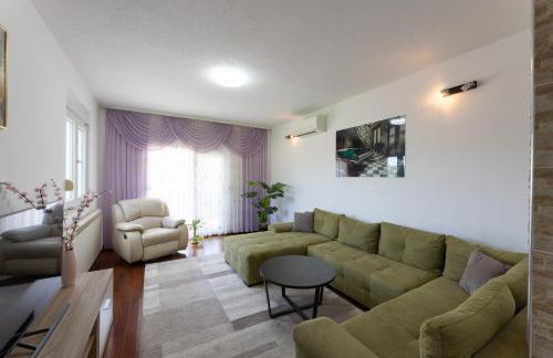 Nany-Villa with heated pool - Foto 21