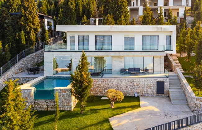 Villa Serenity Luxury Lakeside Manor - Foto 1