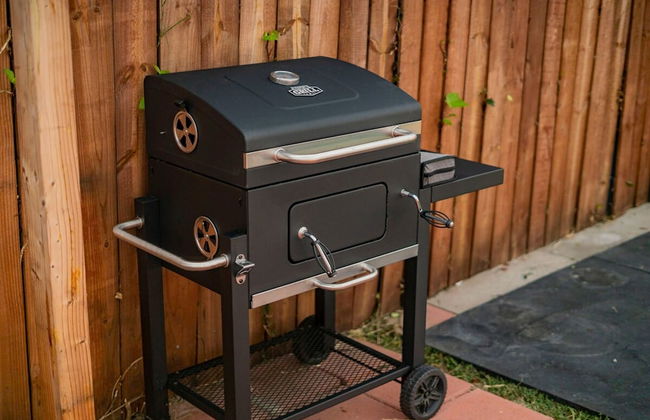 Cozy Family Retreat Game Room Backyard in Hacienda - Foto 43