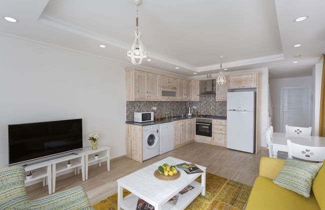 Kybele Suits - Photo 24