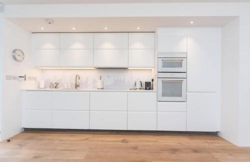 Chic & Cozy Flat in SW London, Perfect Location! - Pass the Keys - Foto 4