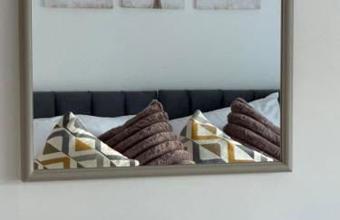 Modern 5 Bedroom Home in Solihull - Entire House - Garden - Contractors - Relocators - Family - NEC - BHX -Sleeps 9 - Foto 35